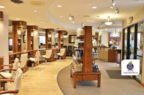 Beautiful and spacious front of salon