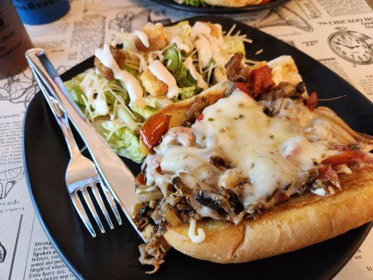 Philly Cheesesteak, cesar salad