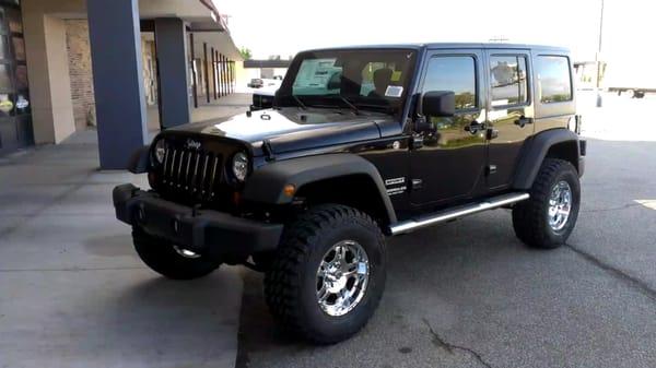 2013 Jeep JK Wrangler (2)