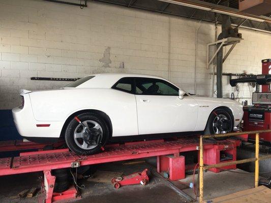 Challenger getting an alignment done