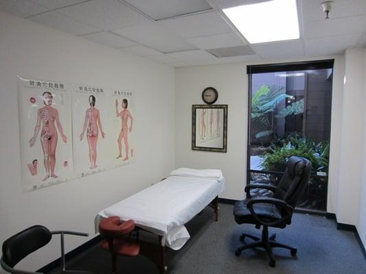 Lao Lao Acupuncture Center