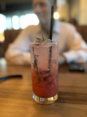 Raspberry virgin mojito