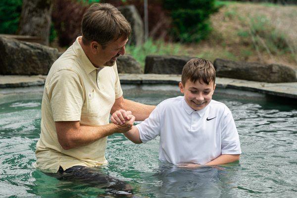 Looking to get baptized? Experience baptism during our summer services