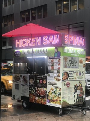 New York's famous Indian FoodCART