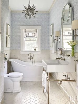 Traditional Bathroom