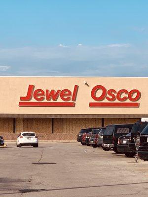 Jewel, providing for our communities through thick and thin.