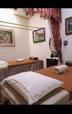 Thai Healing Massage room for couples