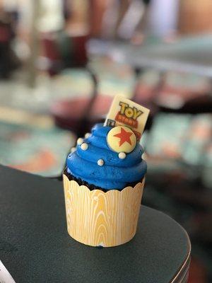 Toy Story Land cupcake