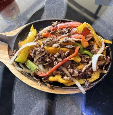 Lunch beef fajitas plate $9.99