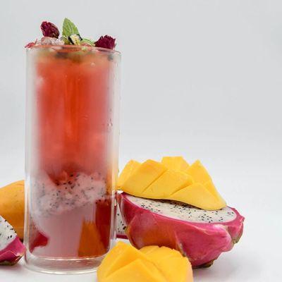 Dragonfruit Mango-jito