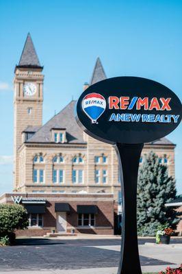 RE/MAX Anew Realty