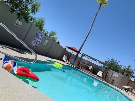 Incredible resort style pool here at Litchfield village mobile home park