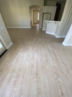 Affordable and great look.
 #Highlight Oak - Laminate