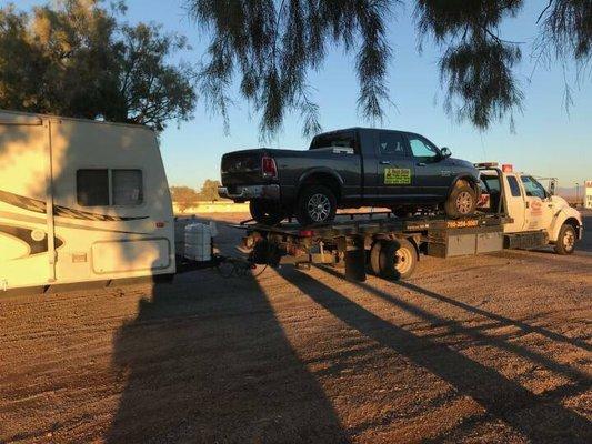 Truck and travel Trailer at the same time