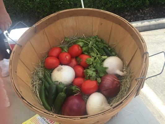 #Veg at the #Farmers #market.  Every third Sat of the month at Jones Rd and Louetta in #Houston. #Realtor