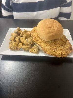 Tenderloin and fried mushrooms