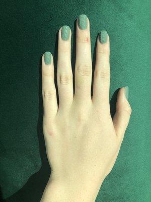 Matte sweater no-chip nails