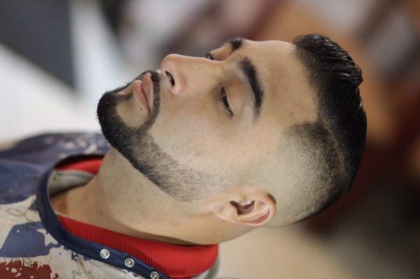 Detailed beard work skin fade  By Cesar  1162 w mission blvd Pomona ca  909)9733234