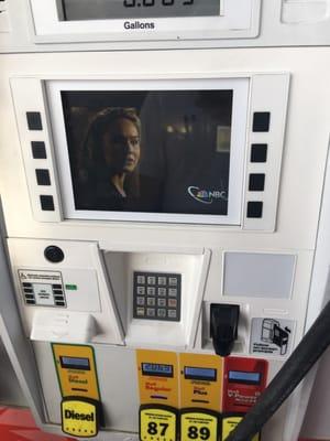 Tv news while filling up