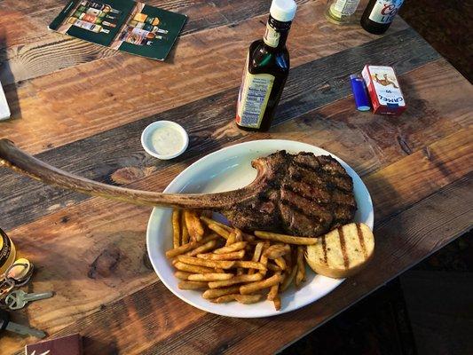 Tomahawk Steak