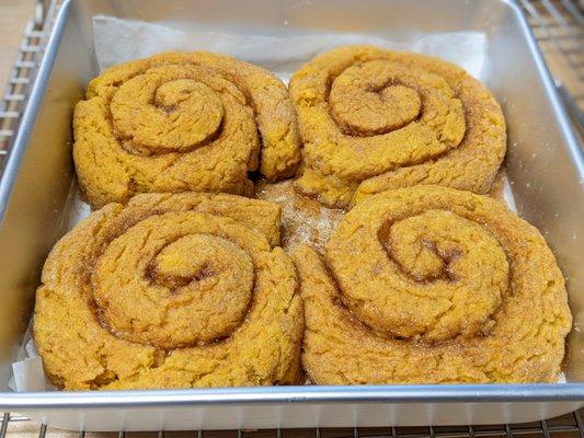 Gluten Free/Vegan Pumpkin Oat Cinnamon Roll