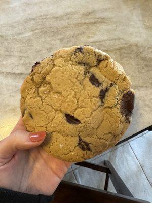 Chocolate chip cookie