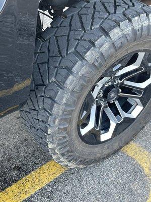 No tire shine even though I paid for it and as you can see dirt on the tires still....