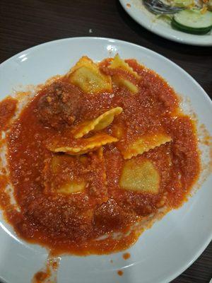 This ravioli was terrible.. frozen ravioli with some kind of gross tasting meat sauce and a little meatball.