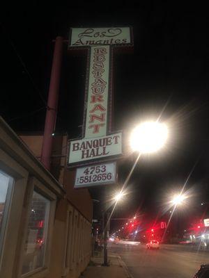 The food truck is located in the parking lot of this closed restaurant