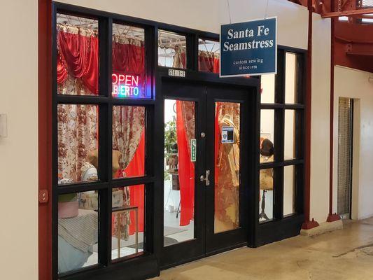 Santa Fe seamstress shop in the design center