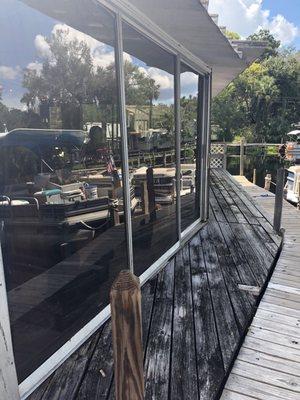 Manatee Campground Marina & Pub