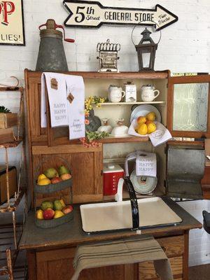 Look at this kitchen Hoosier!