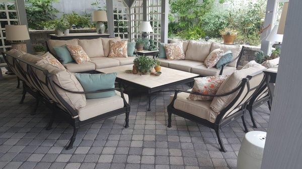 Antique cobble square paver patio