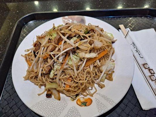 Shanghai fried noodles. 上海捞面