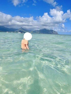 Just look at the clear water with the Koolau mountains