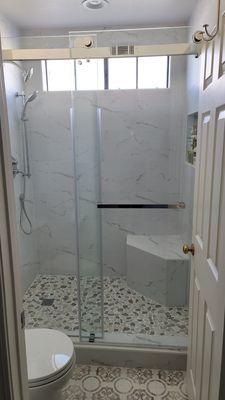 Master bathroom remodeling in Simi Valley 
by cavalier builders Inc