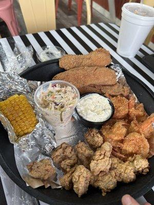 Combination Fried Fish, shrimp, and oysters