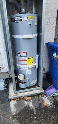 40 Gallon AO Smith Water heater installation (310)743-3915