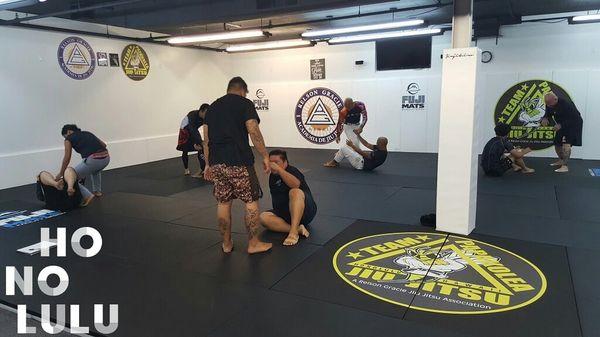 Class is in session with the AM Krew this sunny hump day!  #tpjj #relsongraciejj #tpjjacademy