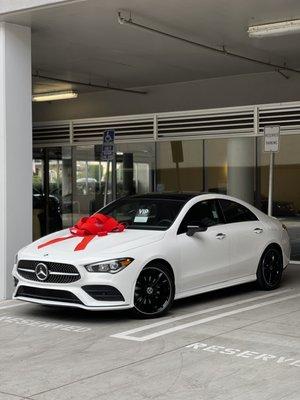 Mercedes Benz CLA250