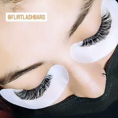 Gorgeous Cateye Volume Light Lashes set Long Beach Los Angeles Orange County Best Eyelash Extensions