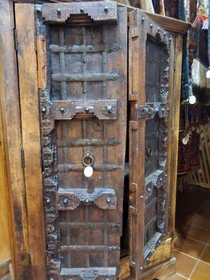 Cool armoire