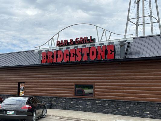 Entrant of the Bridgestone bar and Grill