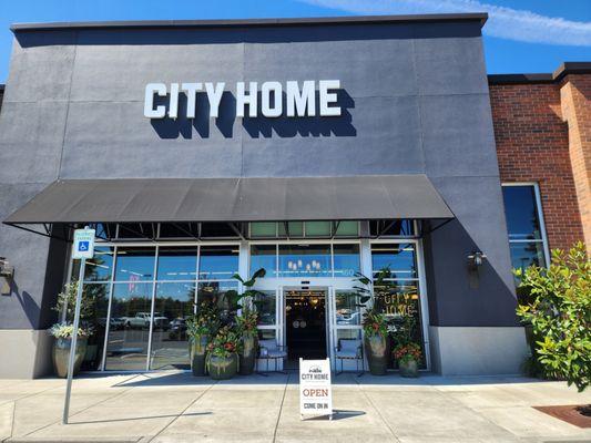 The exterior of the City Home Cedar Hills showroom.