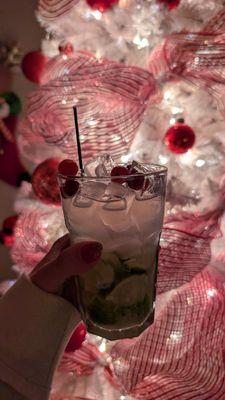 Caipirinha with cranberries