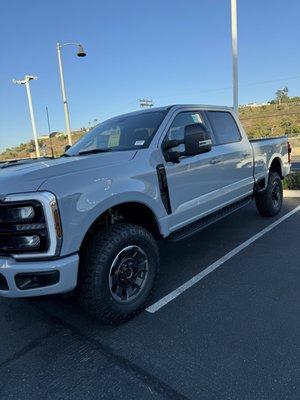 F250 Lariat Tremor