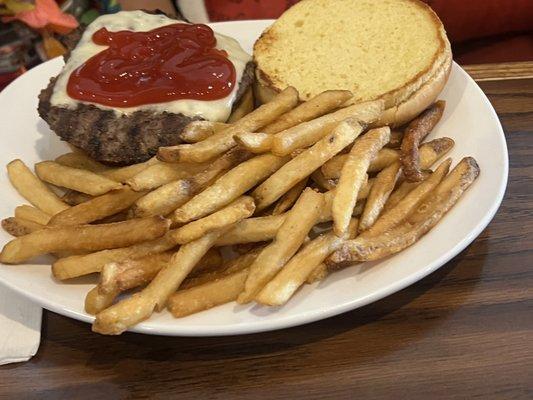 Cheeseburger and fries