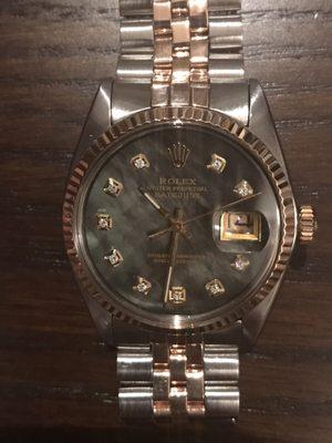 Looks new!!! Cleaned and changed the dial on my 1972 Vintage Rolex...Thanks!!!