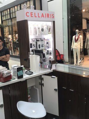 Cellaris and phone accessories