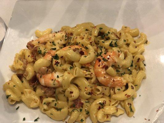 Shrimp and bacon Mac and cheese